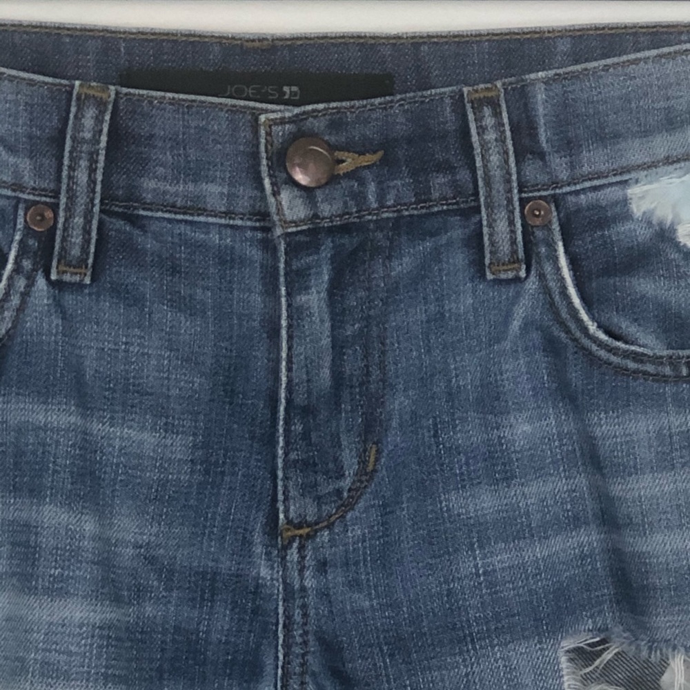 Joe’s Jeans Denim Shorts - Picture 5 of 8